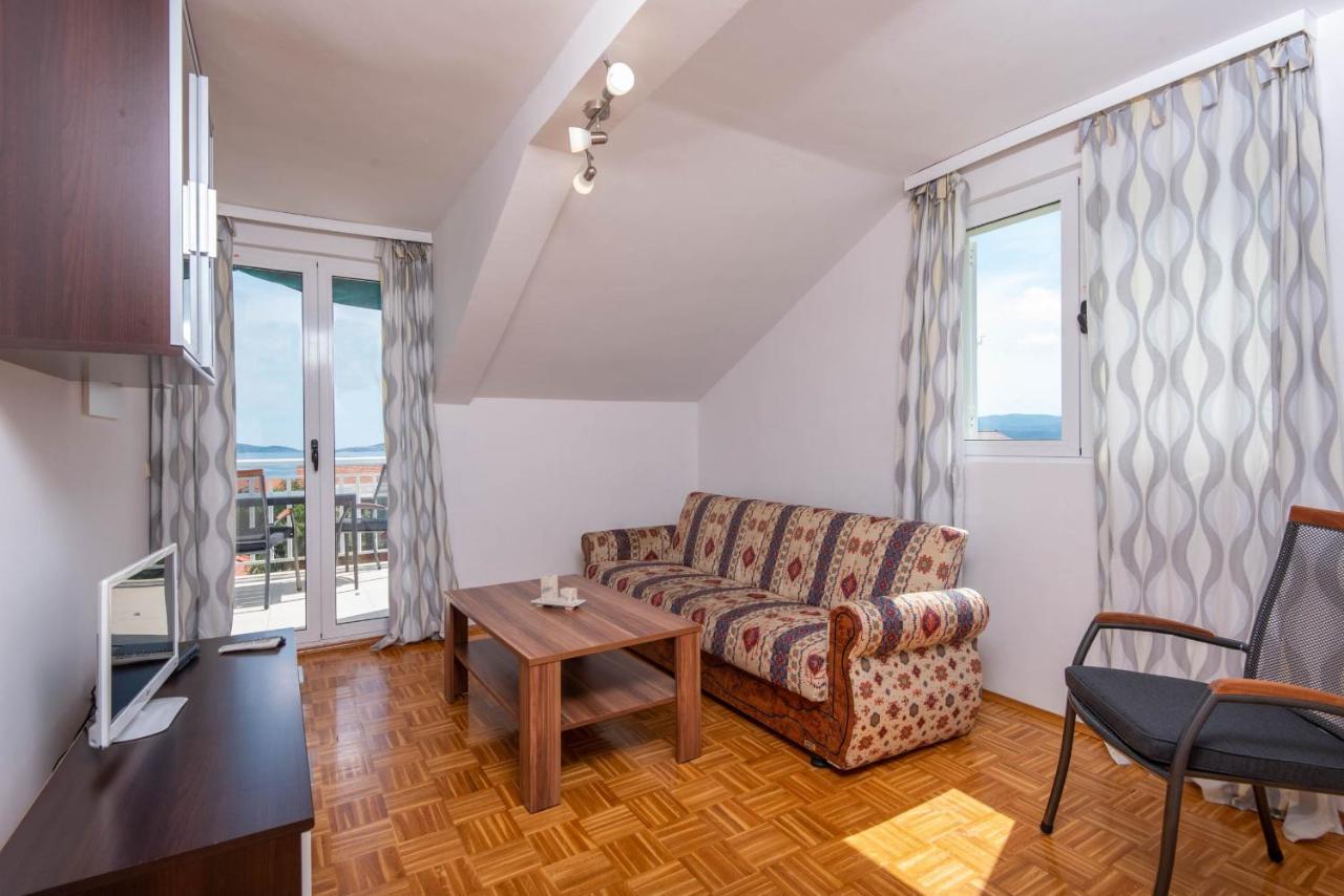 Holiday Apartments Zora Orebic Exterior photo